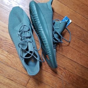 Adidas tubular shadow